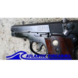 Smith & Wesson 39-2 9MM Pistol