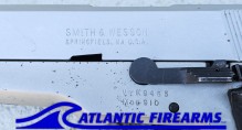 Smith & Wesson 910 Pistol