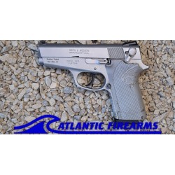 Smith & Wesson 3913 Lady Smith Pistol