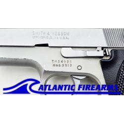 Smith & Wesson 3913 Pistol